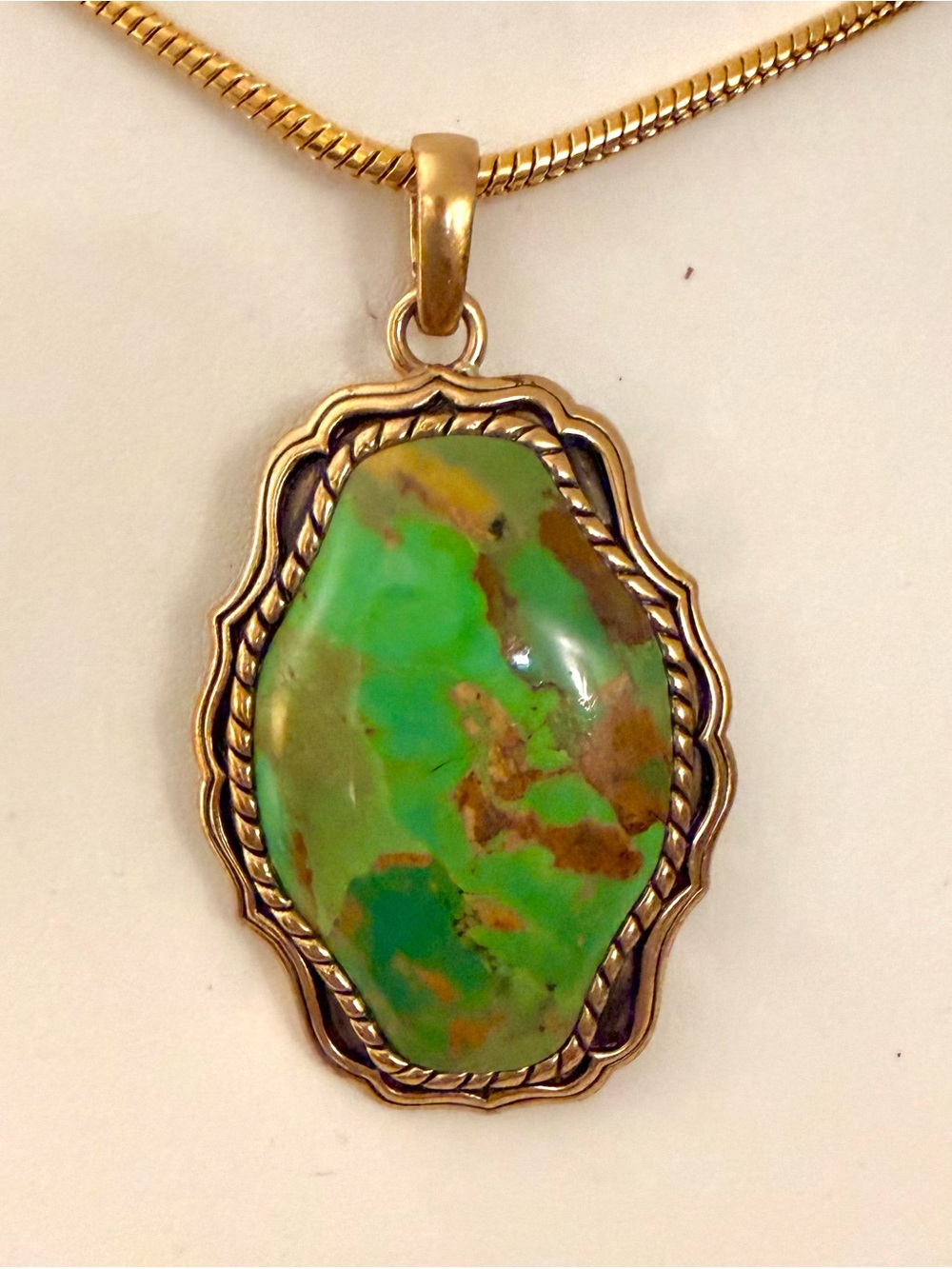 BARSE Green Turquoise Gold Tone Pendant Necklace 20" Thailand Signed